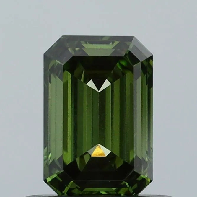 0.63ct Emerald Lab Grown Diamond (Colour Fancy Vivid Green, Clarity VS1, IGI Certified)