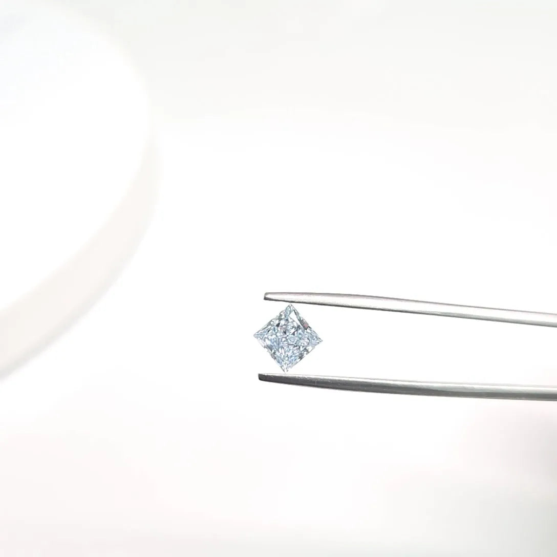 1.03ct Princess Lab Grown Diamond (Colour Fancy Light Blue, Clarity VVS2, IGI Certified)