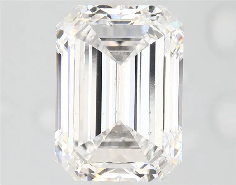 Emerald Lab Grown Diamond (Colour F, Clarity SI1, IGI