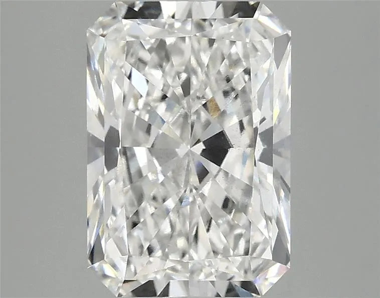 3.10ct Radiant Lab Grown Diamond (Colour F, Clarity VS2, IGI Certified)