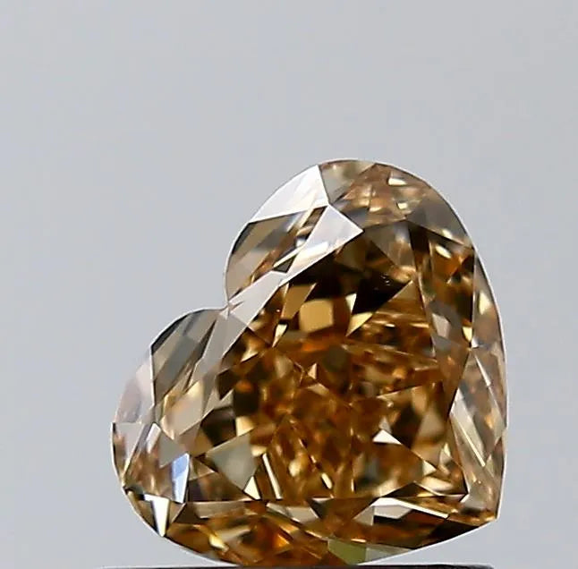 0.90ct Heart Natural Diamond (Clarity VS2, GIA Certified)