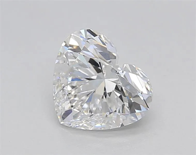 0.92ct Heart Lab Grown Diamond (Colour D, Clarity VS1, IGI Certified)