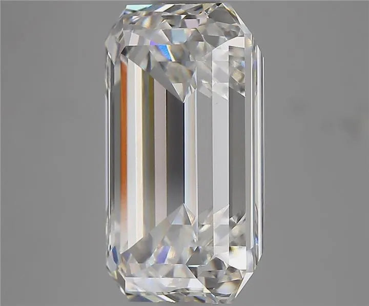 6.13ct Emerald Lab Grown Diamond (Colour E, Clarity VVS2, IGI Certified)