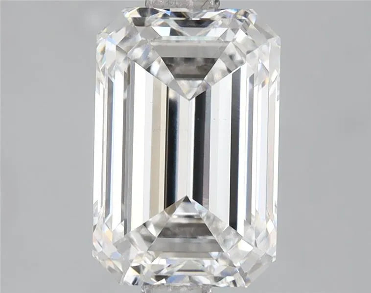 2.52ct Emerald Lab Grown Diamond (Colour E, Clarity VVS2, IGI Certified)