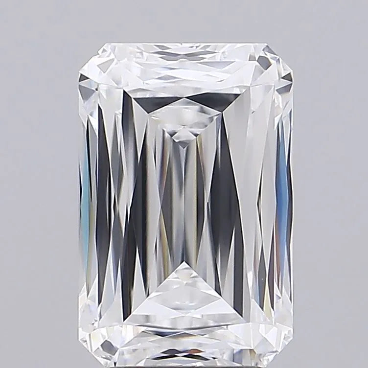 5.01ct Radiant Lab Grown Diamond (Colour E, Clarity VVS2, IGI Certified)