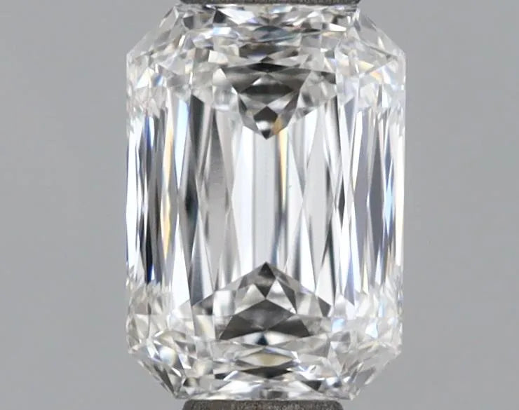 1.02ct Radiant Lab Grown Diamond (Colour E, Clarity VVS2, IGI Certified)