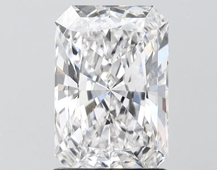1.57ct Radiant Lab Grown Diamond (Colour E, Clarity VVS1, IGI Certified)