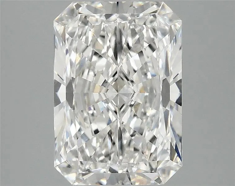 3.01ct Radiant Lab Grown Diamond (Colour F, Clarity VVS2, IGI Certified)