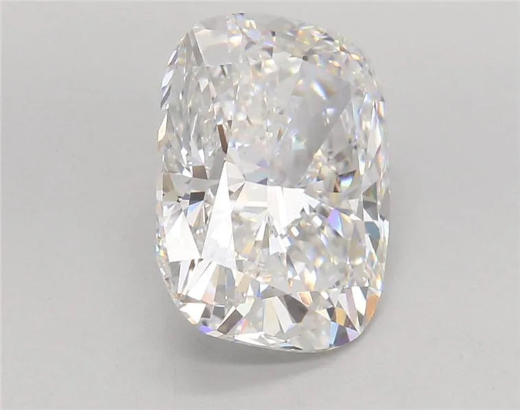 4.85ct Cushion modified Lab Grown Diamond (Colour E, Clarity VVS2, IGI Certified)
