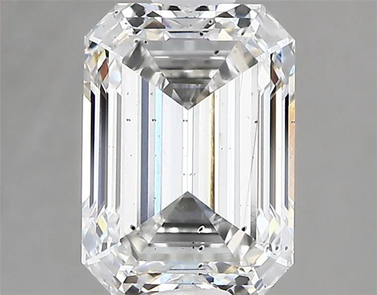 2.80ct Emerald Lab Grown Diamond (Colour F, Clarity SI1, IGI Certified)