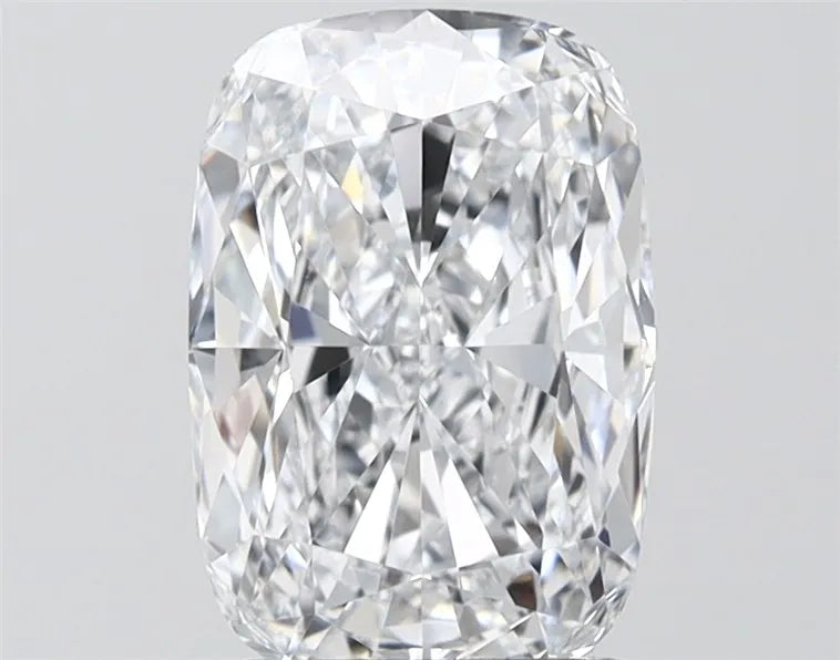 2.49ct Cushion modified Lab Grown Diamond (Colour F, Clarity VVS2, IGI Certified)