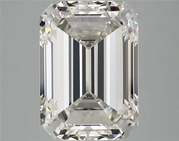 7.11ct Emerald Lab Grown Diamond (Colour G, Clarity VVS2, IGI Certified)