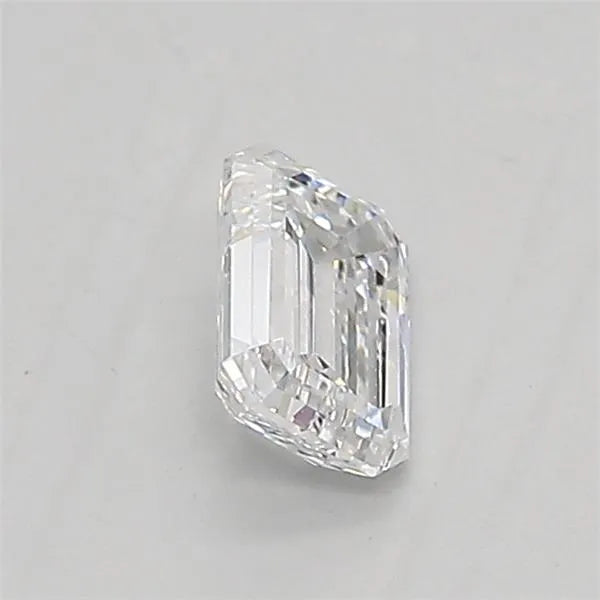0.47ct Emerald Lab Grown Diamond (Colour D, Clarity VVS2, IGI Certified)