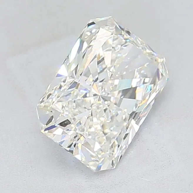 4.59 კარატიანი Radiant Lab Grown ბრილიანტი (ფერი G, Clarity VVS2, IGI სერტიფიცირებული)