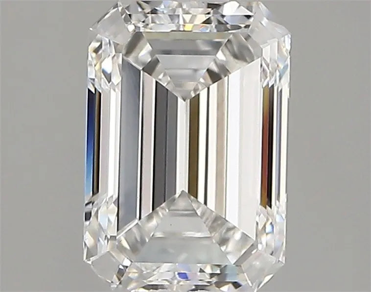 2.00ct Emerald Lab Grown Diamond (Colour E, Clarity VVS2, IGI Certified)