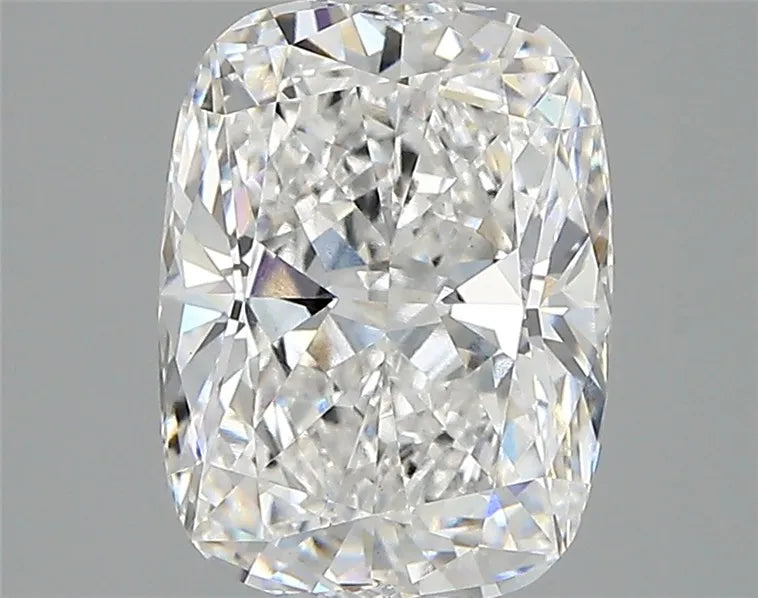 2.80ct Cushion modified Lab Grown Diamond (Colour D, Clarity VVS2, IGI Certified)