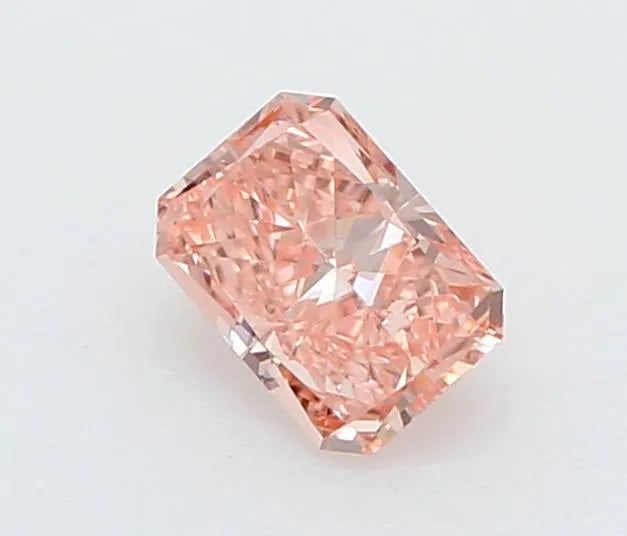 0.18ct Radiant Lab Grown Diamond (Colour Fancy Vivid Pink, Clarity VS1, IGI Certified)