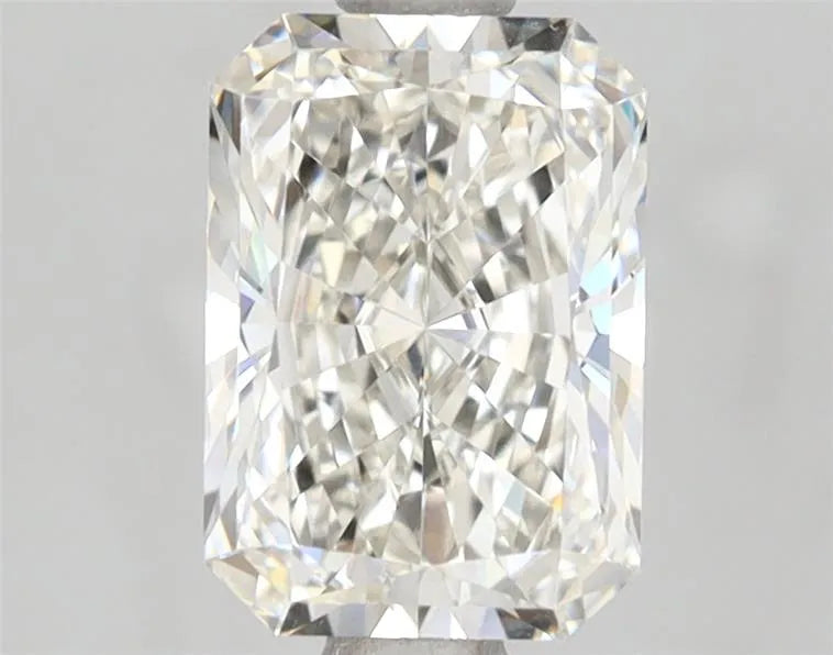 1.59ct Radiant Lab Grown Diamond (Colour G, Clarity VVS2, IGI Certified)