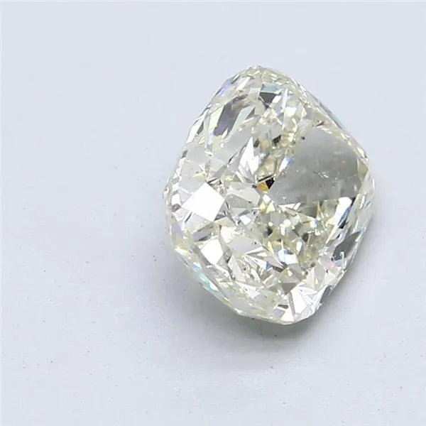 2.41ct Cushion brilliant Natural Diamond (Colour L, Clarity SI2, GIA Certified)