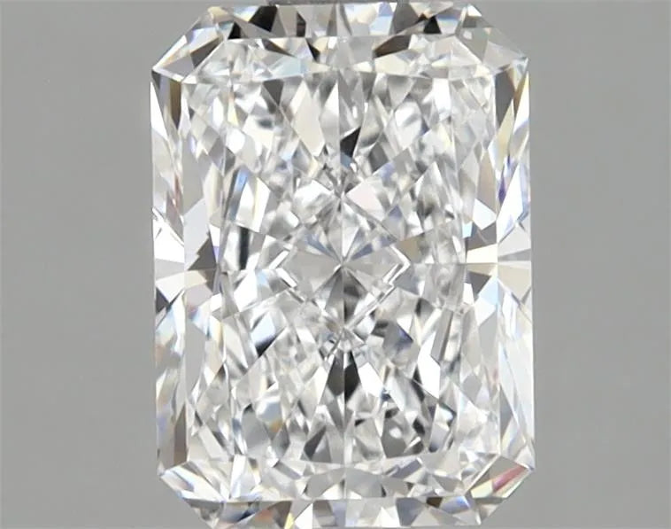 2.72ct Radiant Lab Grown Diamond (Colour E, Clarity VS1, IGI Certified)
