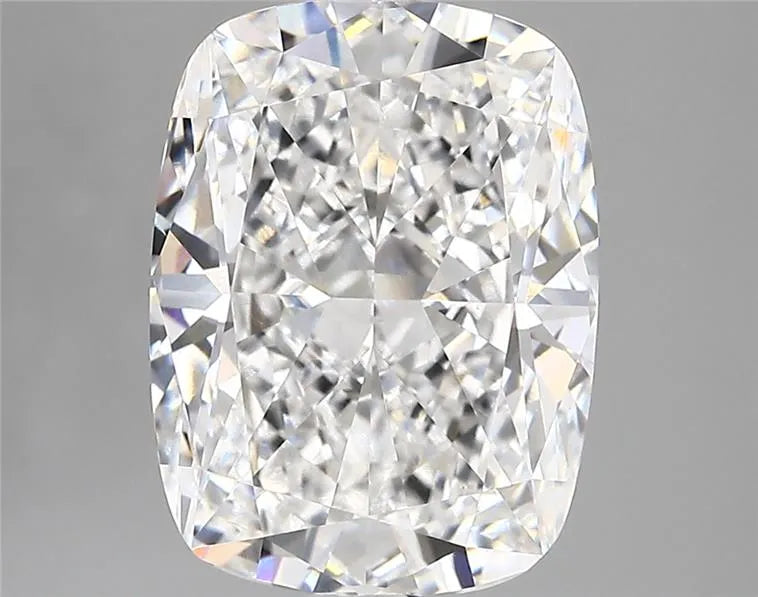 5.03ct Cushion modified Lab Grown Diamond (Colour E, Clarity VVS2, IGI Certified)