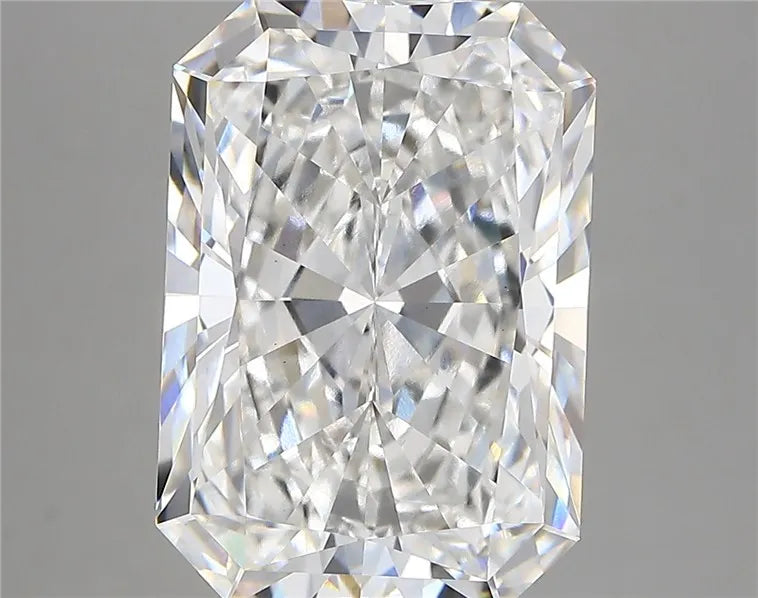 7.71ct Radiant Lab Grown Diamond (Colour E, Clarity VVS2, IGI Certified)
