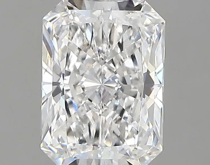 1.72ct Radiant Lab Grown Diamond (Colour E, Clarity VVS2, IGI Certified)