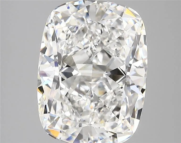 5.47ct Cushion modified Lab Grown Diamond (Colour E, Clarity VVS2, IGI Certified)