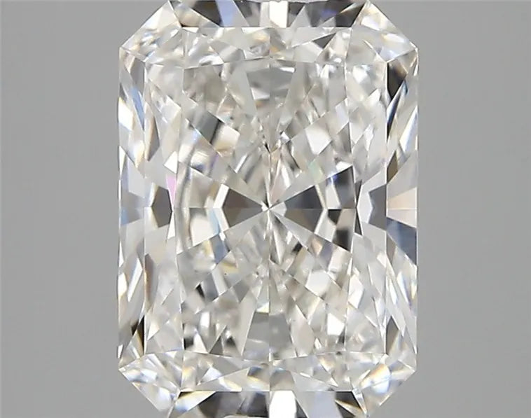 3.06ct Radiant Lab Grown Diamond (Colour E, Clarity VS1, IGI Certified)