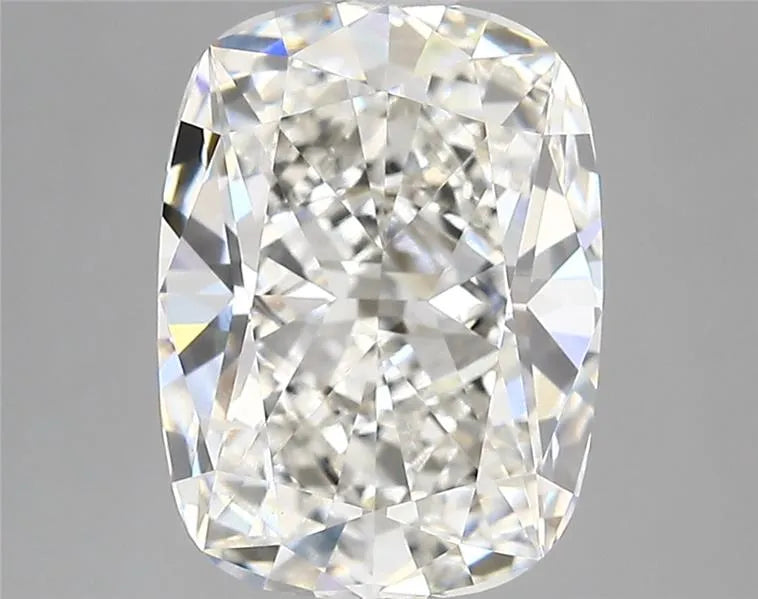 3.88ct Cushion modified Lab Grown Diamond (Colour G, Clarity VS1, IGI Certified)