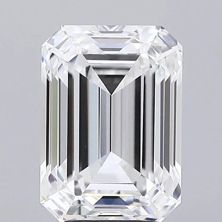 4.49ct Emerald Lab Grown Diamond (Colour D, Clarity VVS2, IGI Certified)