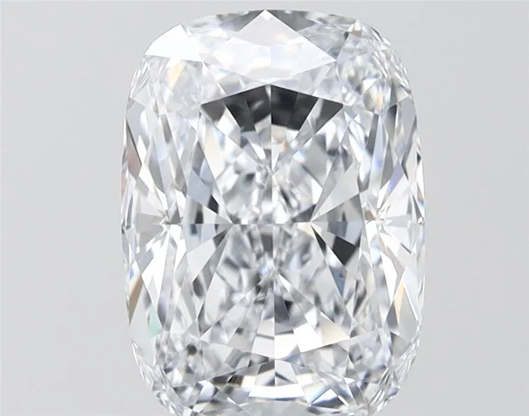 3.10ct Cushion modified Lab Grown Diamond (Colour F, Clarity VVS2, IGI Certified)