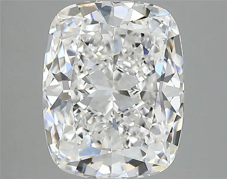 3.29ct Cushion modified Lab Grown Diamond (Colour E, Clarity VVS2, IGI Certified)