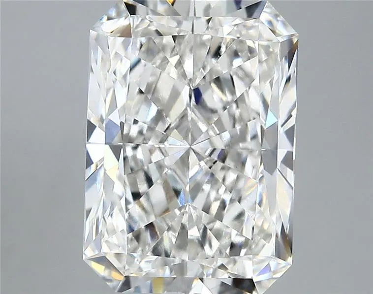5.05ct Radiant Lab Grown Diamond (Colour F, Clarity VS1, IGI Certified)