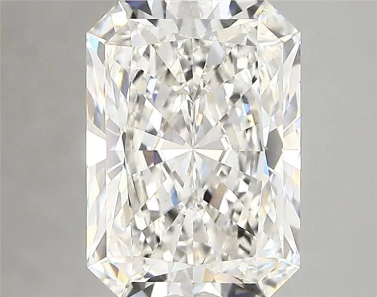 2.84ct Radiant Lab Grown Diamond (Colour F, Clarity VS1, IGI Certified)