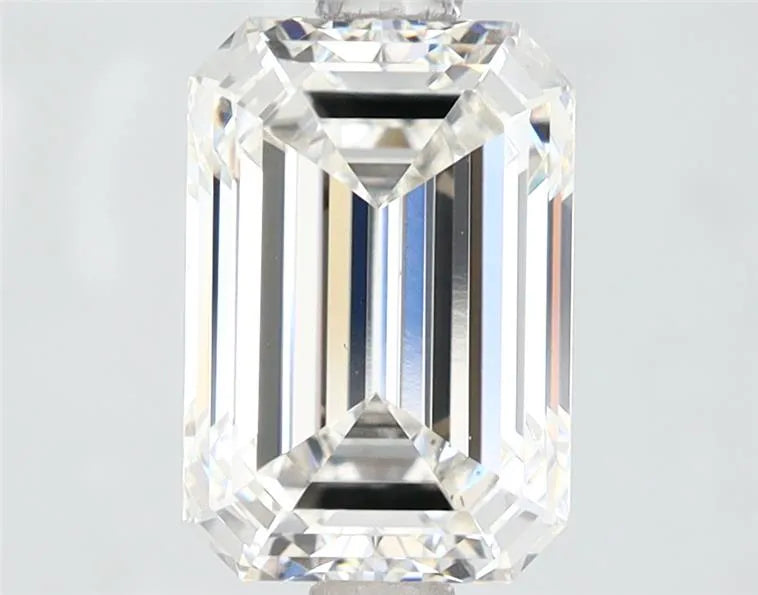 2.57ct Emerald Lab Grown Diamond (Colour G, Clarity VS2, IGI Certified)