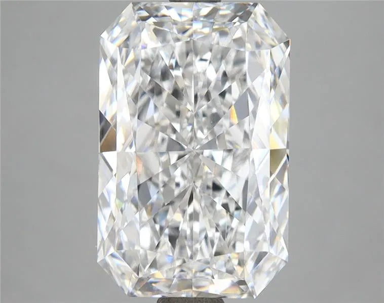 4.05ct Radiant Lab Grown Diamond (Colour D, Clarity VVS1, IGI Certified)