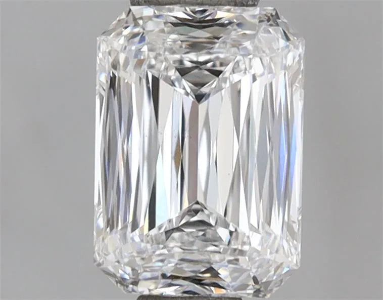 1.00ct Radiant Lab Grown Diamond (Colour E, Clarity VS1, IGI Certified)