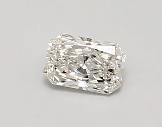 0.42ct Radiant Lab Grown Diamond (Colour F, Clarity VS1, IGI Certified)