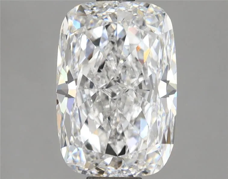 2.47ct Cushion modified Lab Grown Diamond (Colour D, Clarity VVS1, IGI Certified)