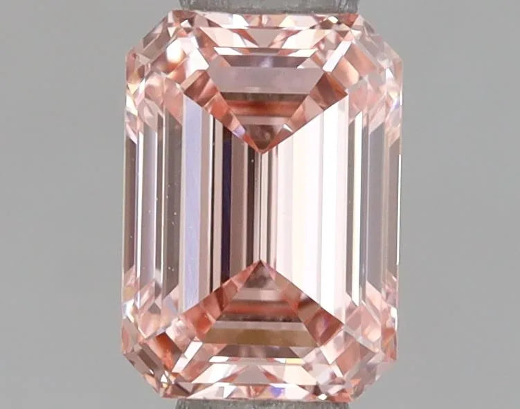 0.90ct Emerald Lab Grown Diamond (Colour Fancy Intense Pink, Clarity VVS2, IGI Certified)