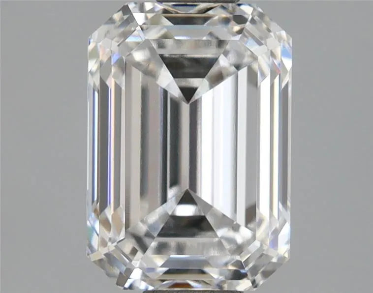 2.26ct Emerald Lab Grown Diamond (Colour E, Clarity VVS2, IGI Certified)
