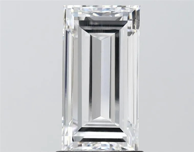 2.51ct Baguette Lab Grown Diamond (Colour E, Clarity VVS2, IGI Certified)
