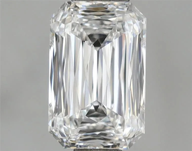 1.12ct Radiant Lab Grown Diamond (Colour E, Clarity VVS2, IGI Certified)