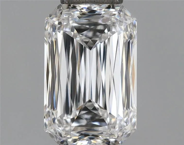 1.09ct Radiant Lab Grown Diamond (Colour E, Clarity VVS2, IGI Certified)