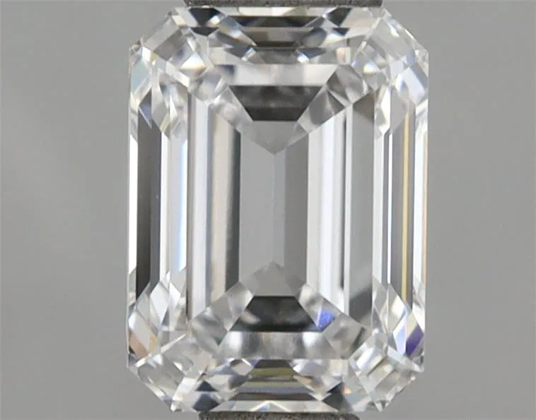 1.00ct Emerald Lab Grown Diamond (Colour D, Clarity VVS1, IGI Certified)
