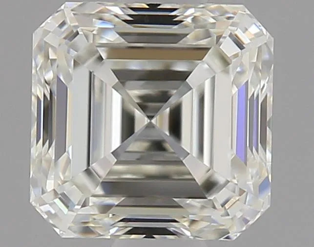 0.63ct Square emerald Natural Diamond (Colour J, Clarity VVS1, GIA Certified)