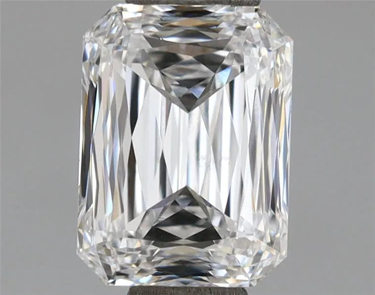 1.01ct Radiant Lab Grown Diamond (Colour D, Clarity VVS2, IGI Certified)