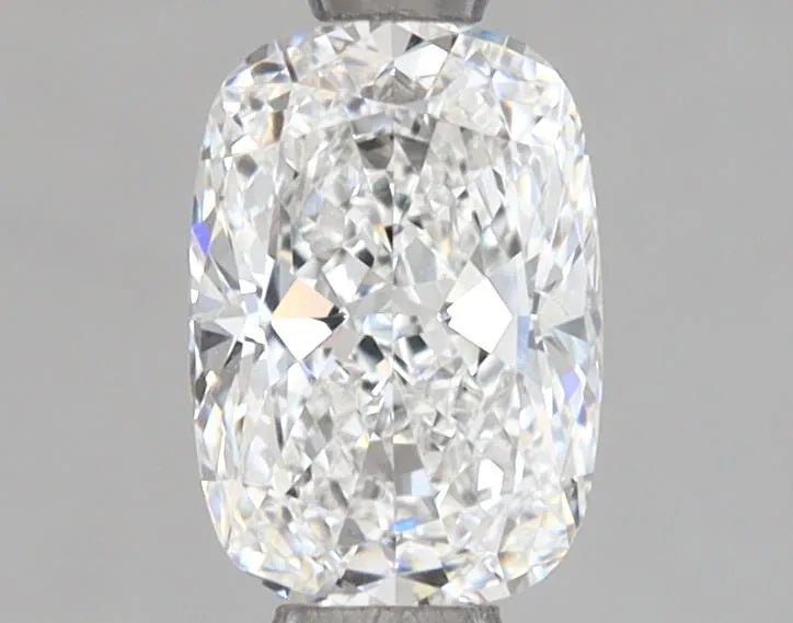 1.03ct Cushion brilliant Lab Grown Diamond (Colour E, Clarity VS1, IGI Certified)
