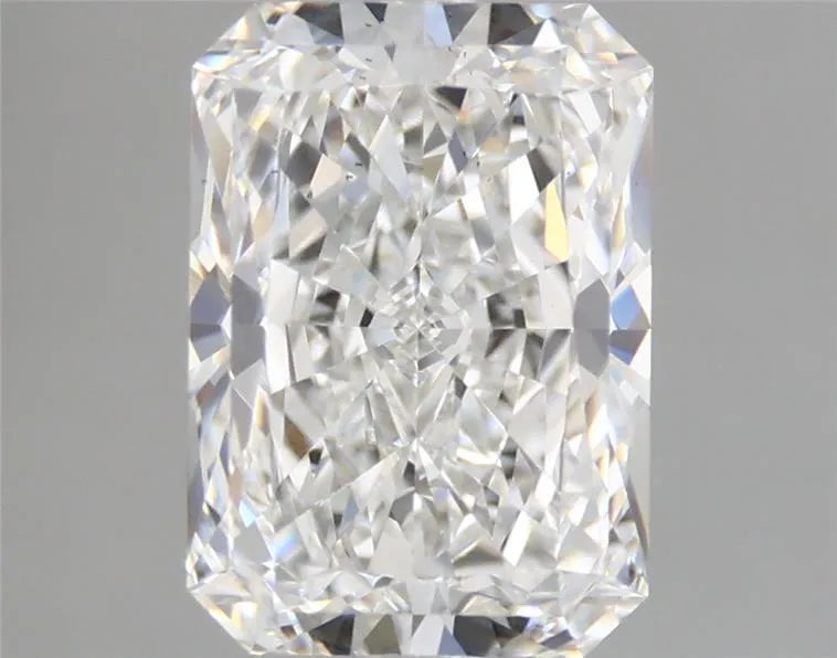 2.55ct Radiant Lab Grown Diamond (Colour E, Clarity VS2, IGI Certified)
